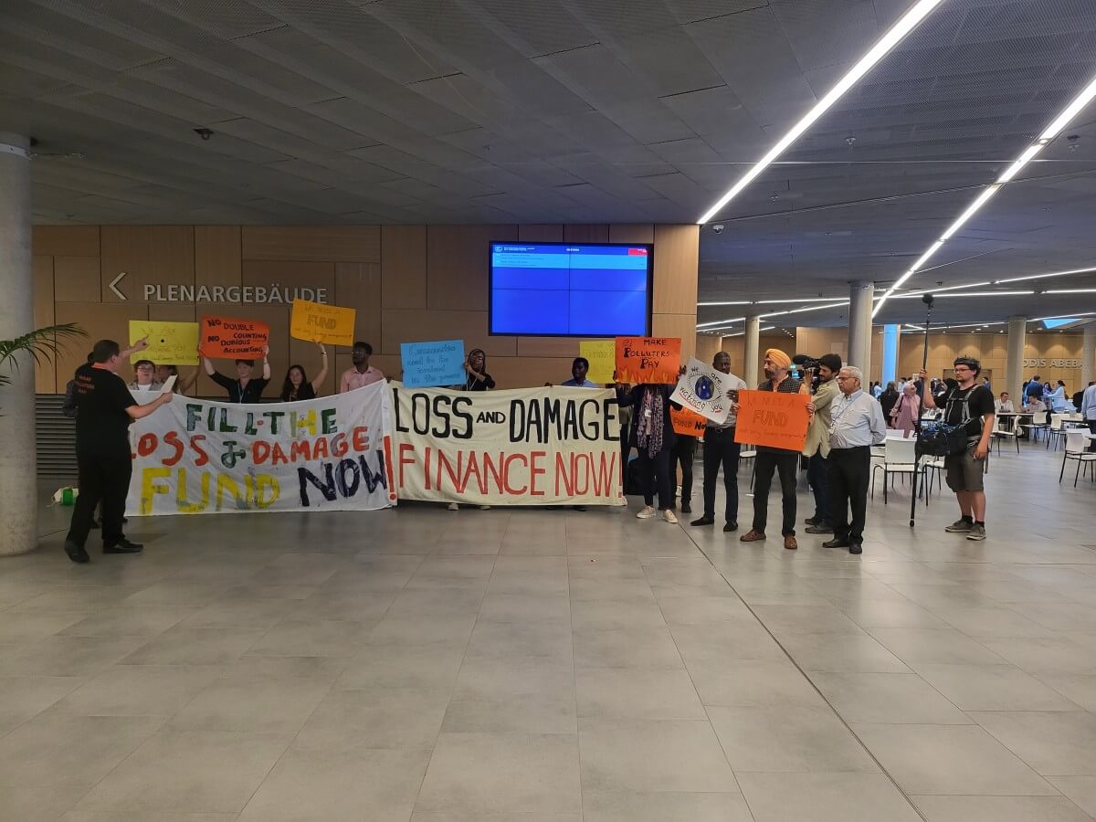 A demonstration at the Bonn Climate Change Conference demanding action on loss and damage. Photo by Saransh Bajpai/WRI India