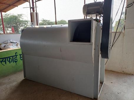 Door to door collection and aggregation of plastic waste has diversified livelihoods of rural communities through streamlined solid waste management practices. Photo by Ananya Chakraborty/WRI India.