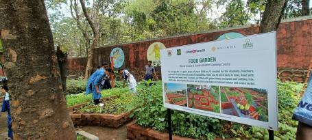 A food garden at the Bharat Scouts and Guides District Training Center developed with the help of young students. Photo by WRI India.