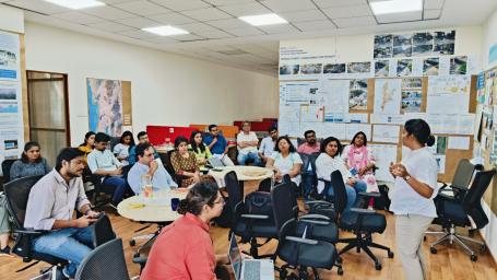 Practitioners of nature-based solutions and blue green infrastructure share their experiences and learnings through case studies at the workshop.