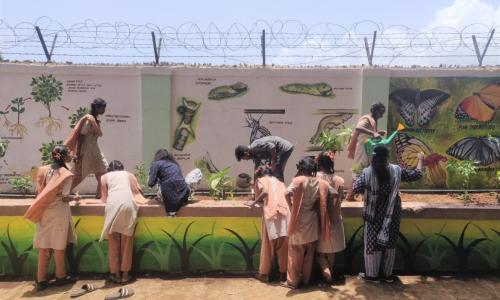 Micro-greening initiative at Shahaji Nagar Municipal School, Cheeta Camp. Photo by Shruti Maliwar/WRI India