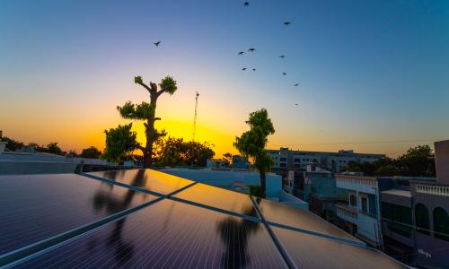 Climate change can exacerbate the pre-existing inequalities in a region, therefore, policy-makers, citizens, and relevant stakeholder groups must join hands in addressing this challenge. Photo by Shantanu Sen/flickr