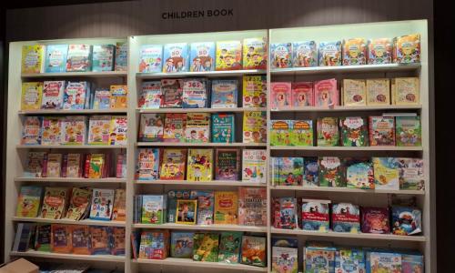 Reading and sharing stories can educate young readers about the effects of climate change that they experience in direct and indirect ways. Photo by idp.mbtl/Shutterstock