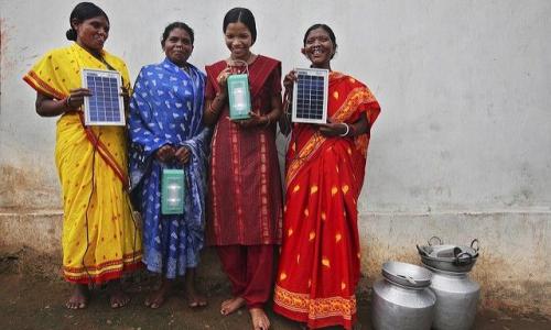 Solar engineers in Tinginaput, India. Photo by Abbie Trayler-Smith/Panos Pictures/Department for International Development