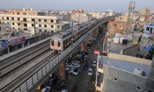 Encouraging public transport and EVs, and improving last-mile metro connectivity will help. (Virendra Singh Gosain/HT PHOTO)
